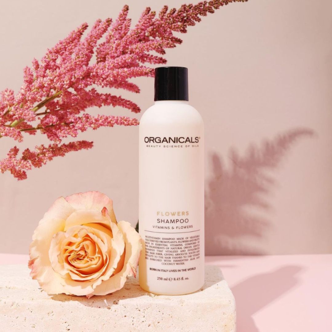 FLOWERS multivitaminski šampon za lase ORGANICALS - Šamponi.si