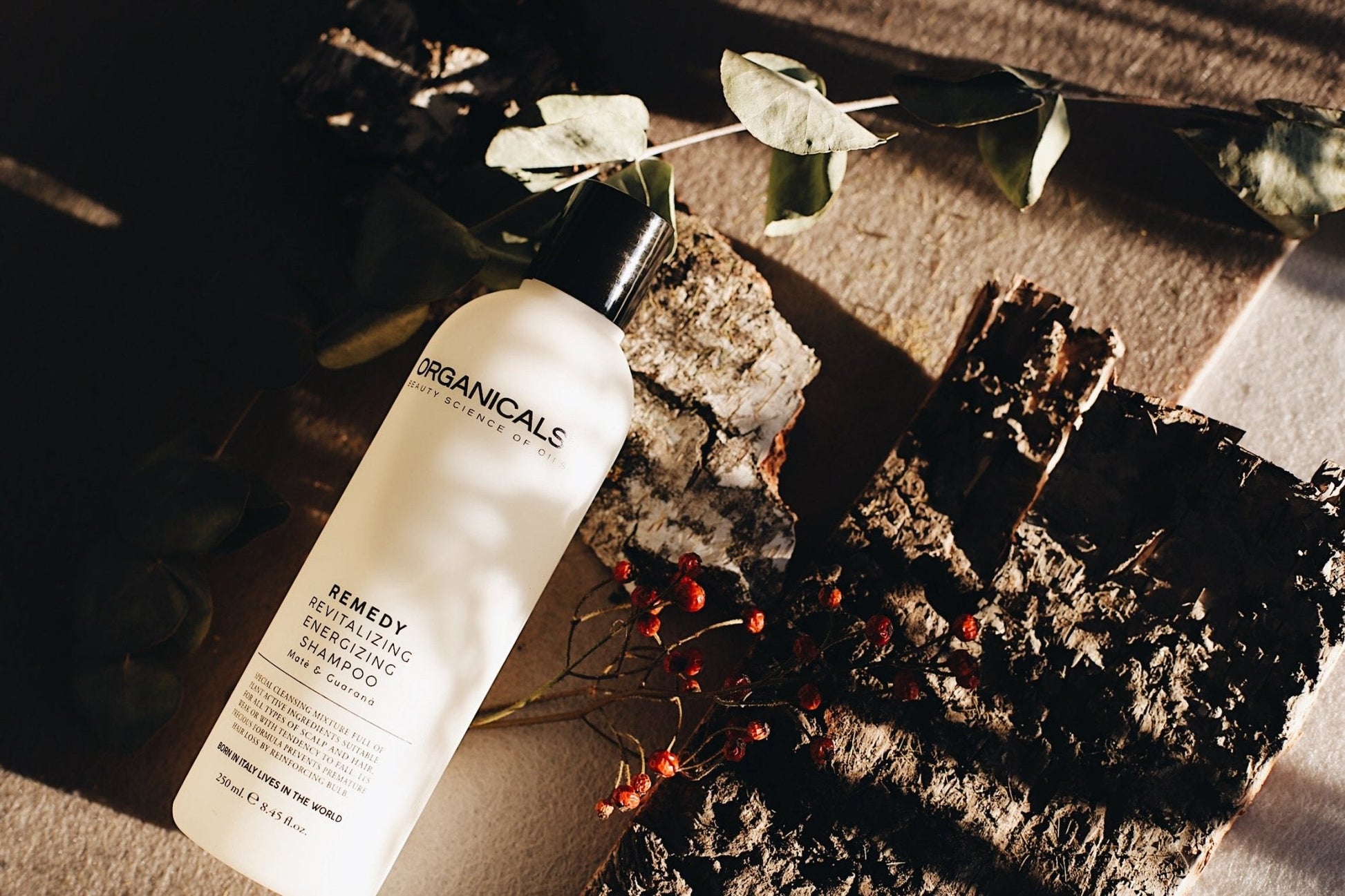 REMEDY Revitalizing Energizing krepilen šampon za lase ORGANICALS - Šamponi.si